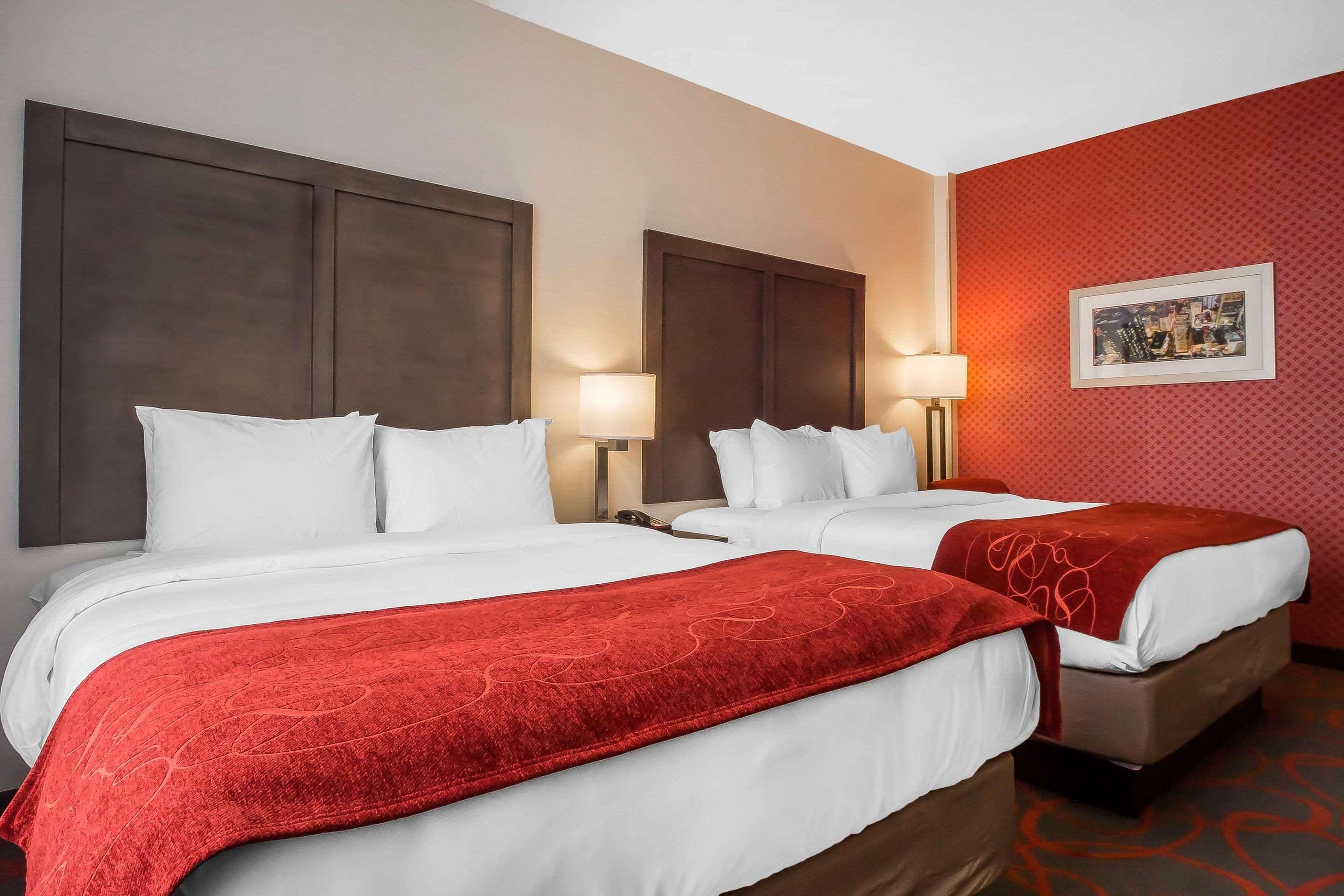 Comfort Inn & Suites Near Stadium Nowy Jork Zewnętrze zdjęcie